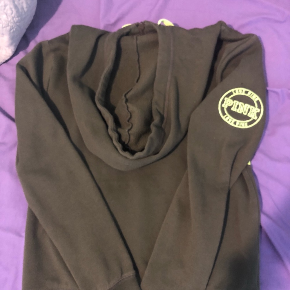 Green Pink long sleeve sweatshirt